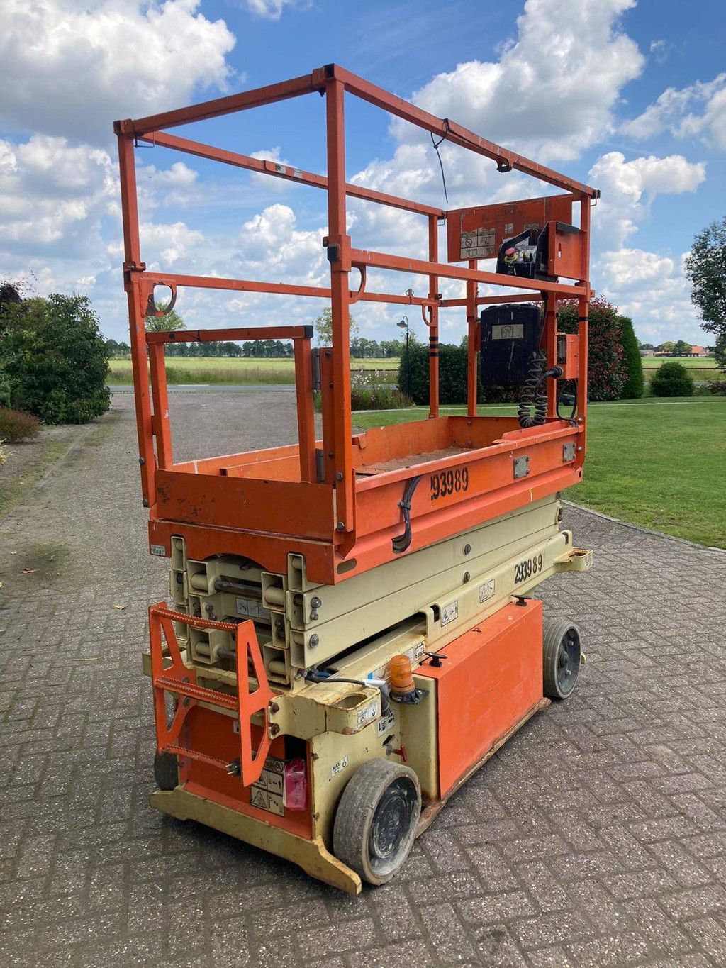 JLG 6 RS Elektrische Scherenbühne 7,79 m 2015