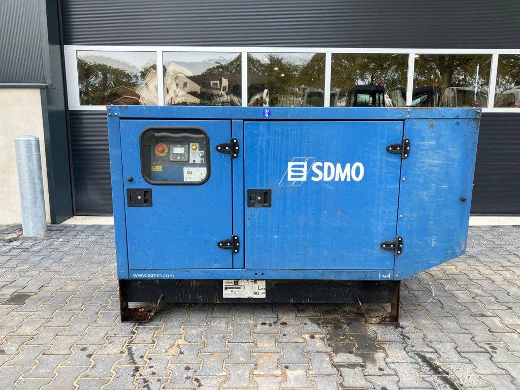 Generator SDMO J44K Diesel 44kVA 2010