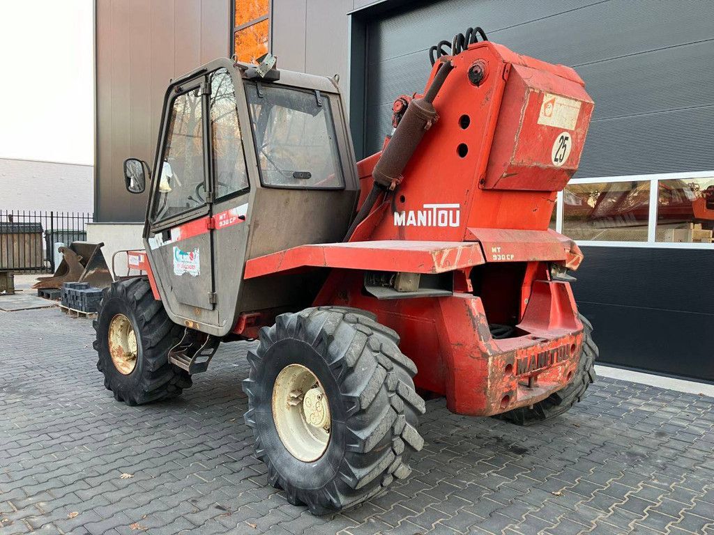 Manitou MT930CP Diesel-Teleskoplader 3000 kg 9 m