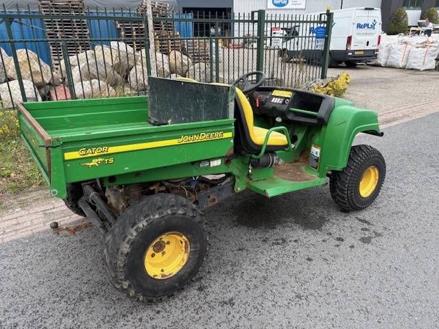 Gator John Deere HPX Gator Diesel 13.6kW 2004