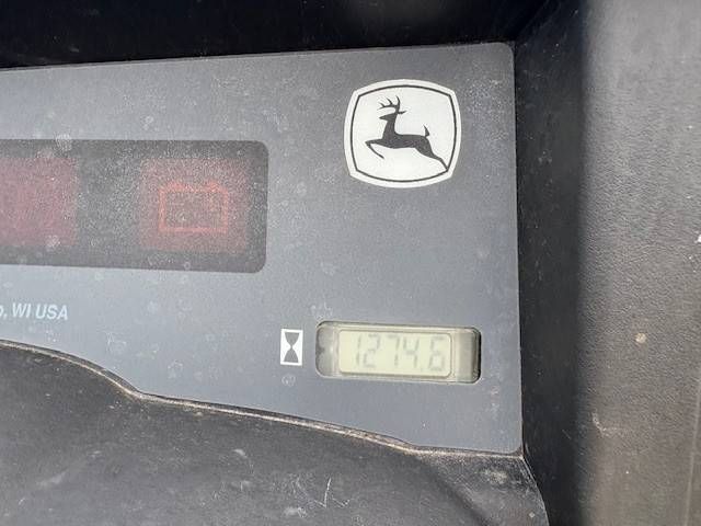 Gator John Deere HPX Gator Diesel 13.6kW 2004