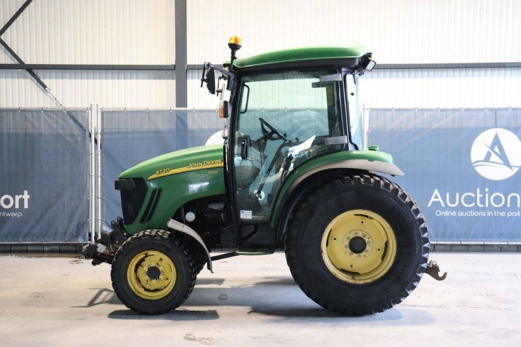 Traktor John Deere 4720 Diesel 2009