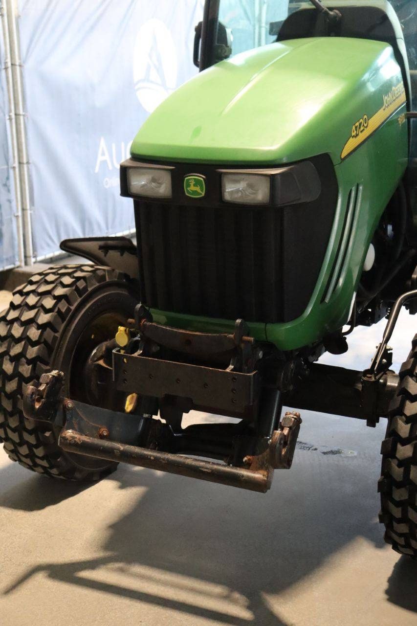 Traktor John Deere 4720 Diesel 2009