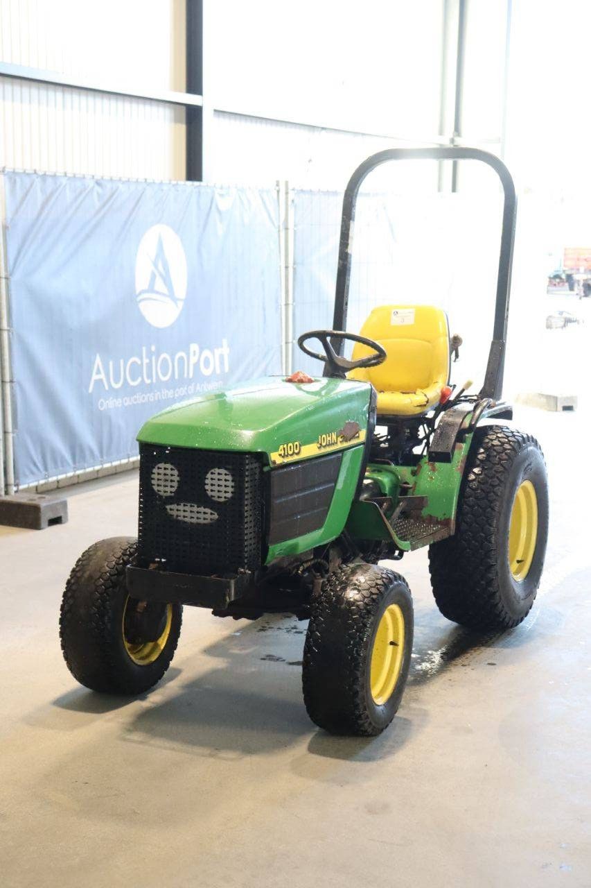 Mini tractor John Deere 4100 Diesel