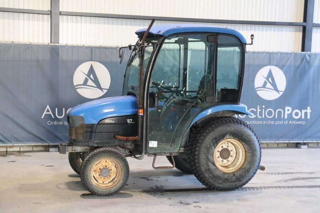 Tractor New Holland TC27D Diesel