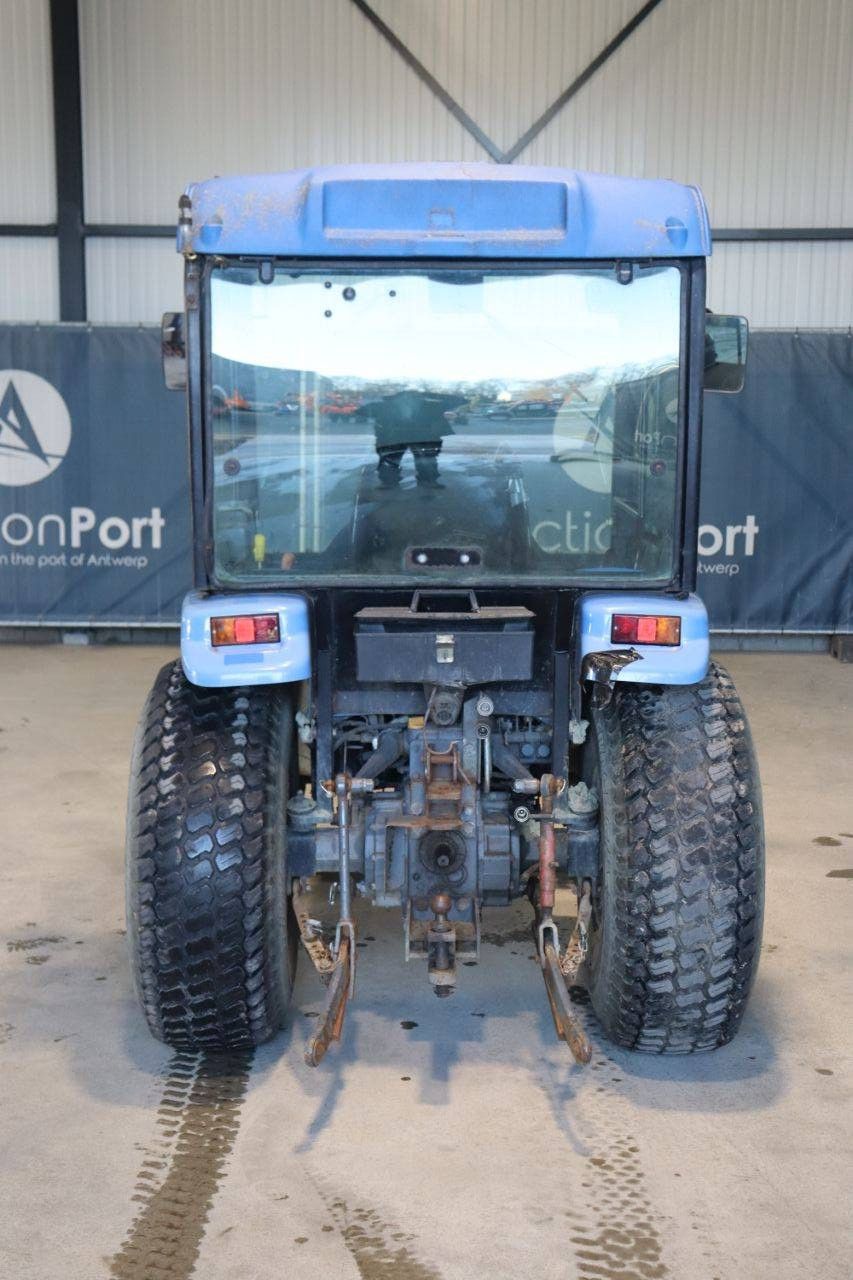 Tractor New Holland TC27D Diesel