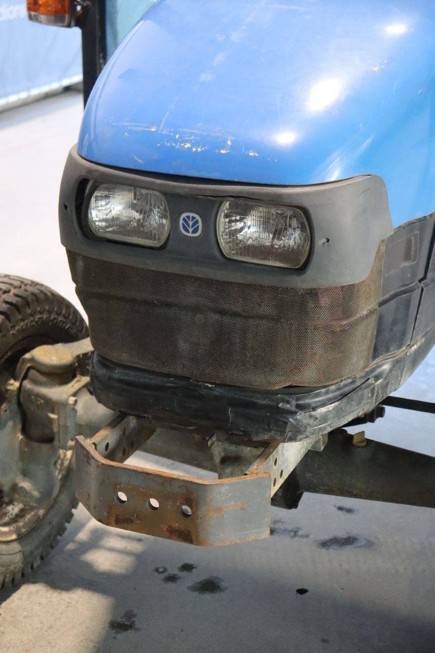 Tractor New Holland TC27D Diesel