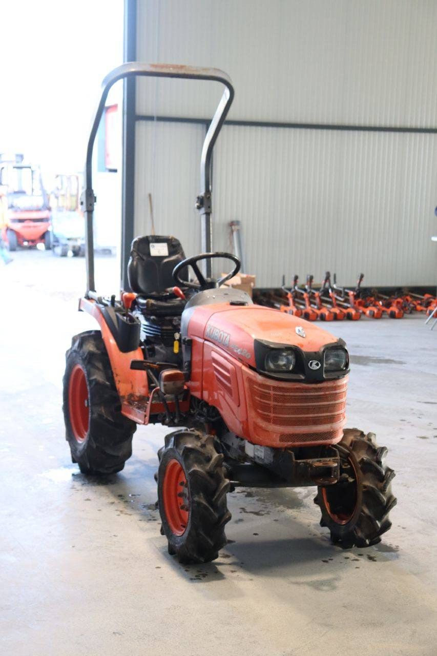 Kleintraktor Kubota B2420 Diesel