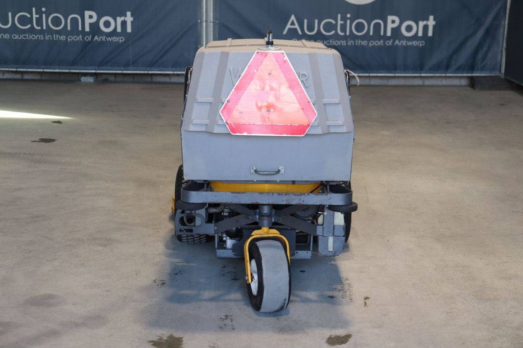 Walker YD18-35 Petrol Riding Mower