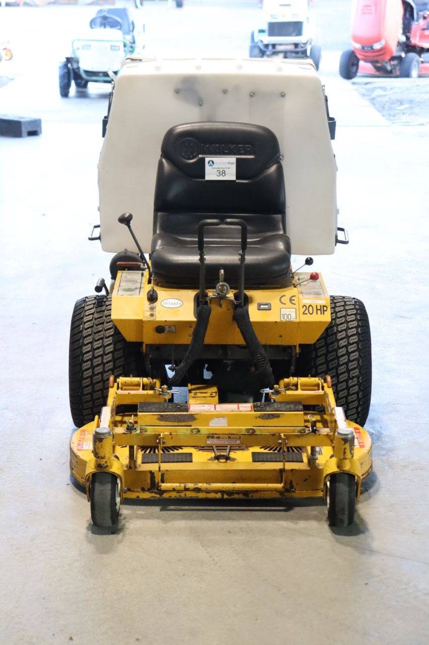 Walker NCGH5 Benzin-Aufsitzmäher 2008