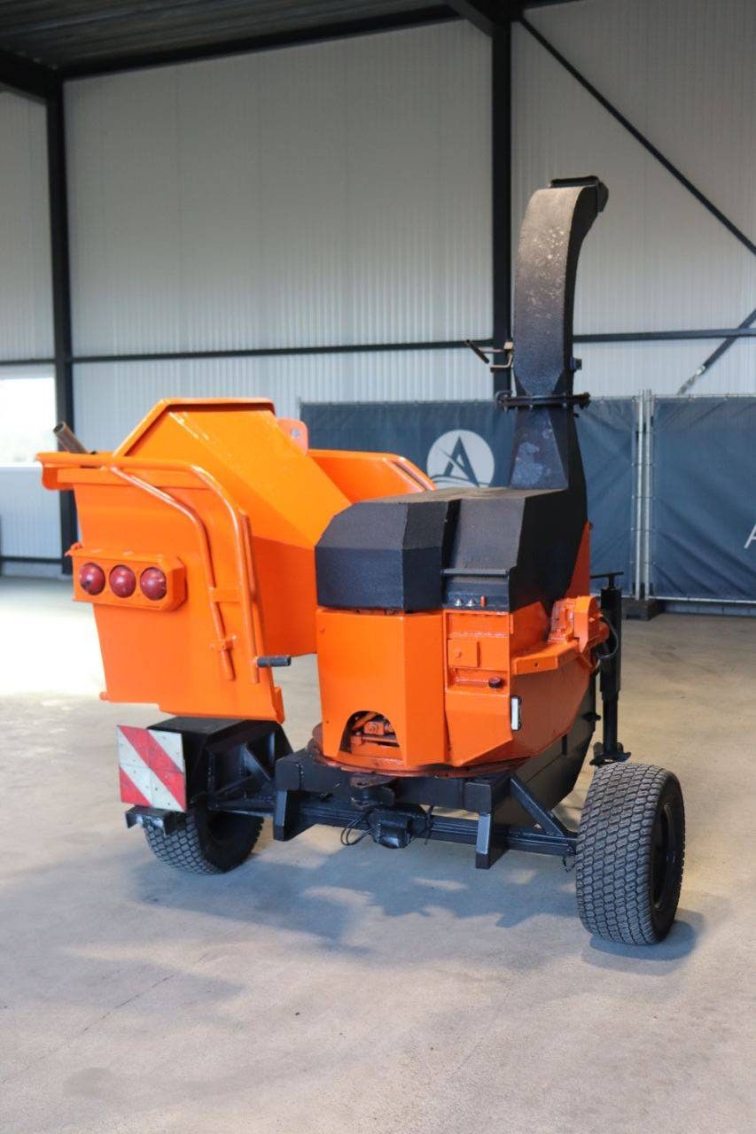 Wood chipper 327ZS 2006