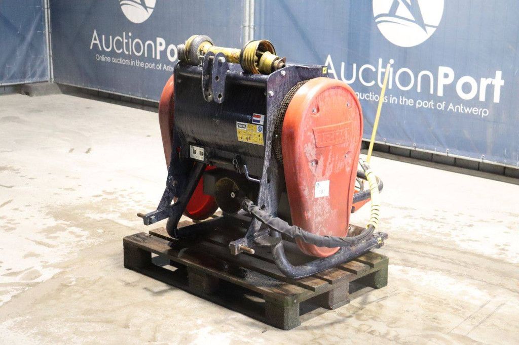 Leaf vacuum Trillo Trilo S4 Blower, Type BL400 Diesel 2011