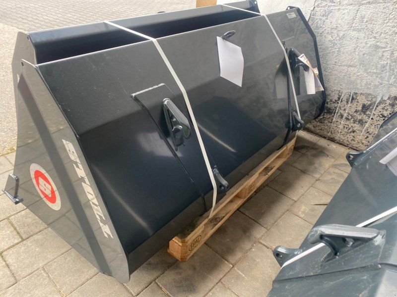 Stoll Robust U 205 M