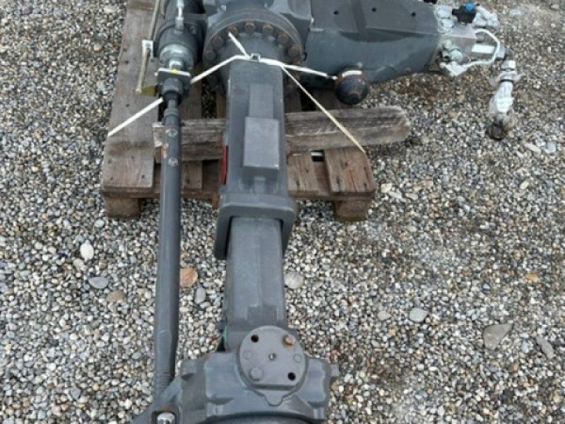 Claas Allradachse, Verstellachse 8-Loch