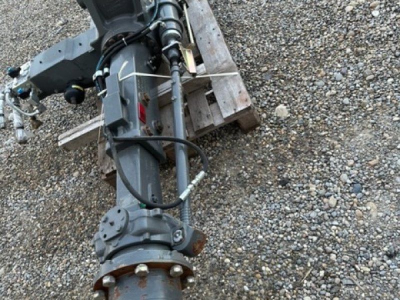 Claas Allradachse, Verstellachse 8-Loch