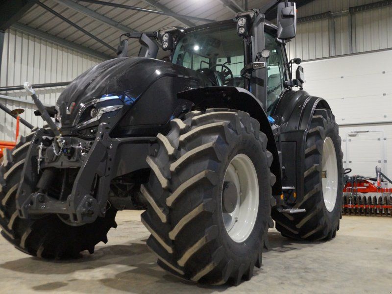 Valtra Q265
