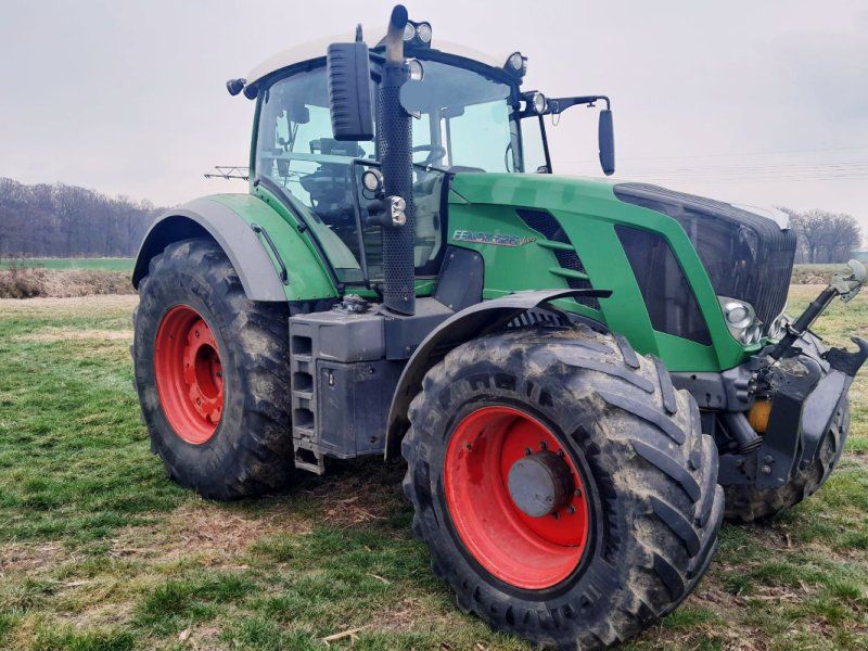 Fendt 826 Vario Profi Plus
