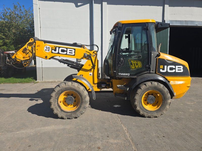 JCB TM 220