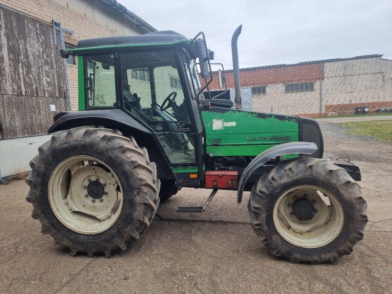 Valtra Valmet 900