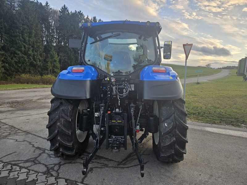 New Holland T5.120 Auto Command (Stage V)