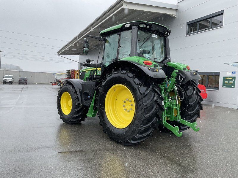 John Deere 6M 150