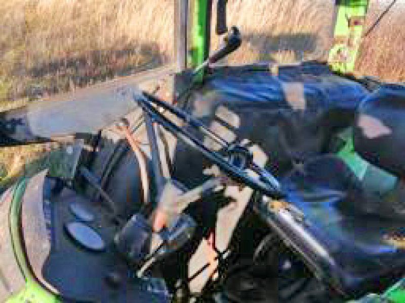 Deutz-Fahr D 6806 + Frontlader