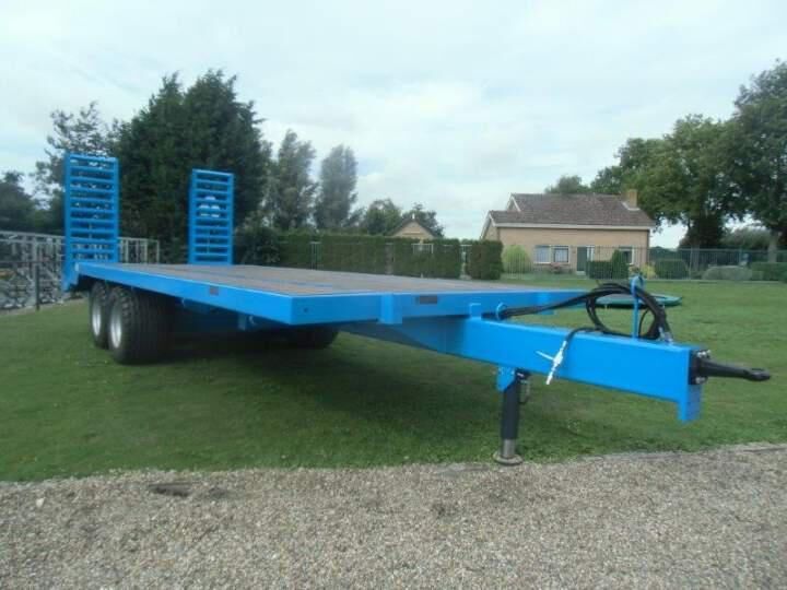 Oprijtransporter low loader trailer