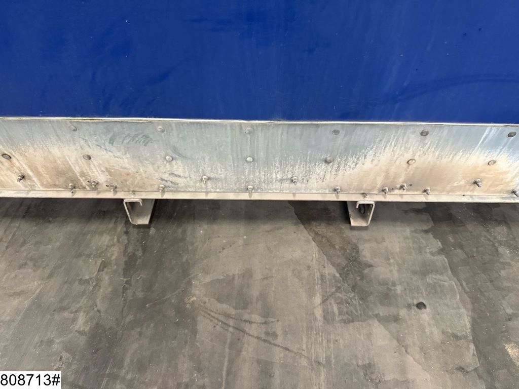 SMCI Gesloten laadbak