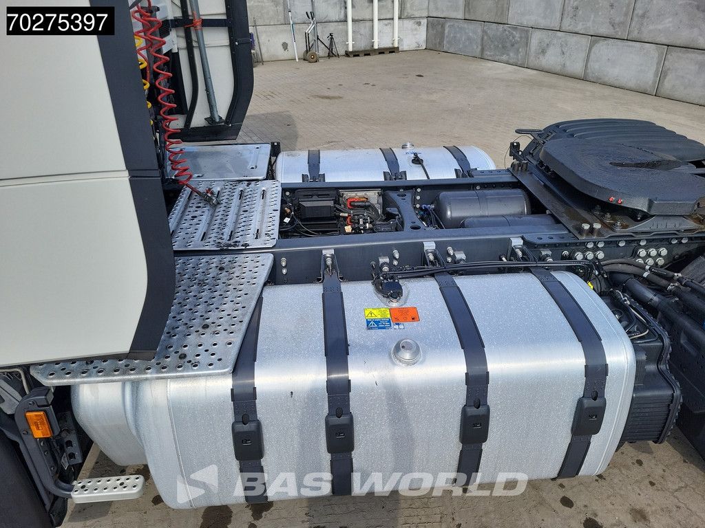 Scania S460 4X2 Retarder 2x Tanks