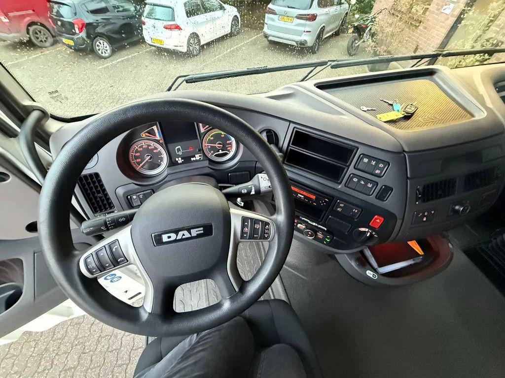 DAF XF 480 SSC Super Space 2x tank LED Spoilers/sideskirts 348.190KM NL Truck