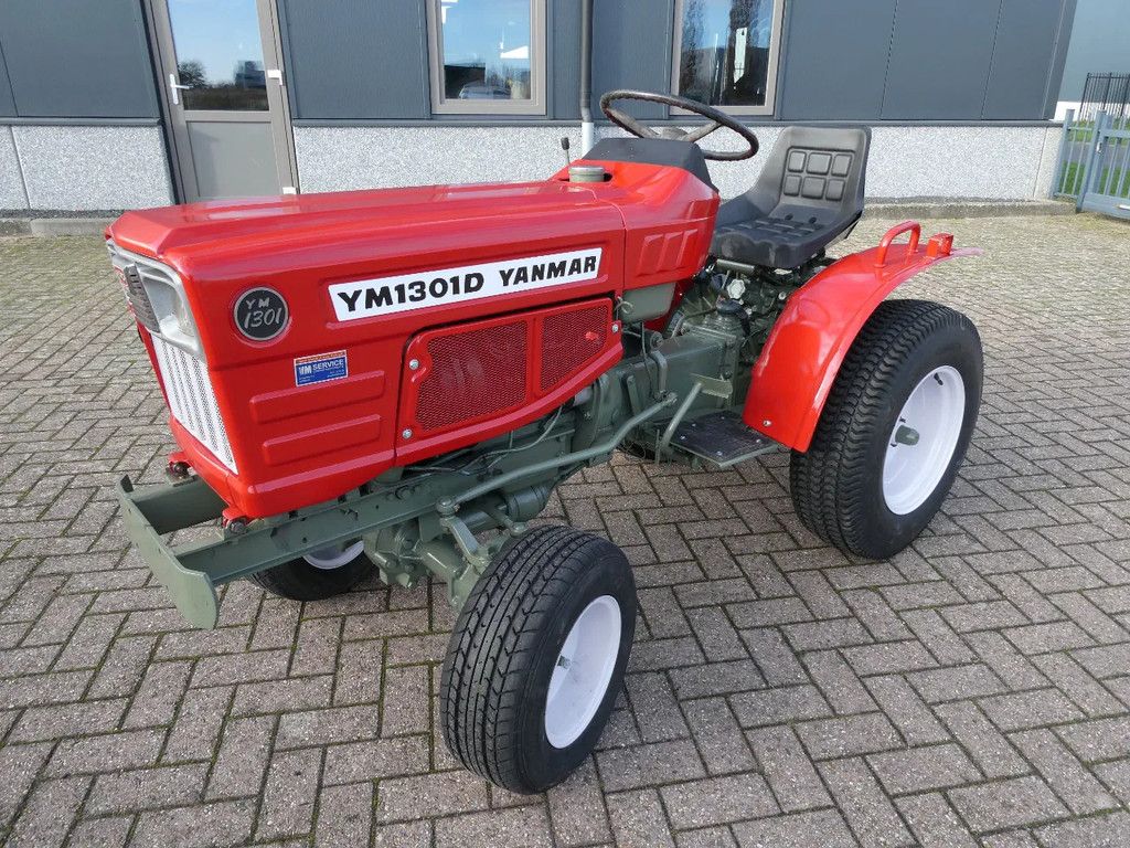Yanmar YM1301 4wd / 1120 Draaiuren / Gazonbanden