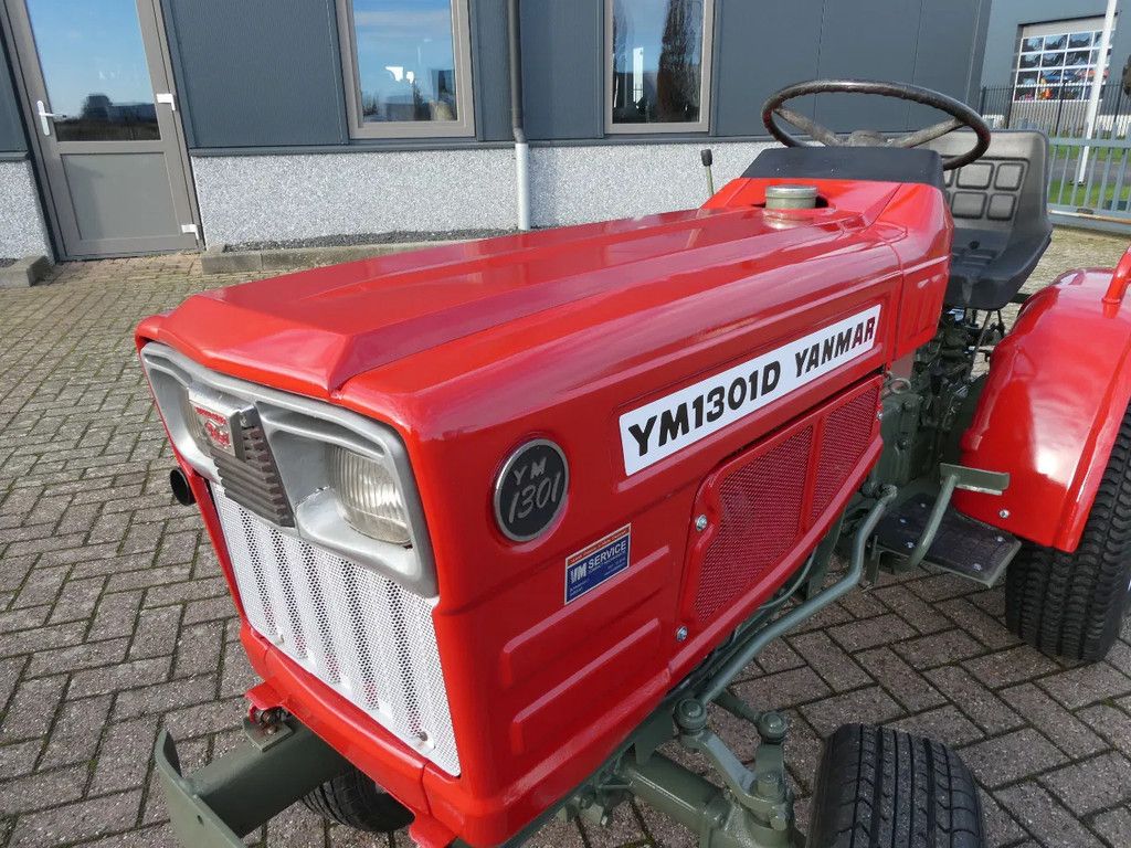 Yanmar YM1301 4wd / 1120 Draaiuren / Gazonbanden