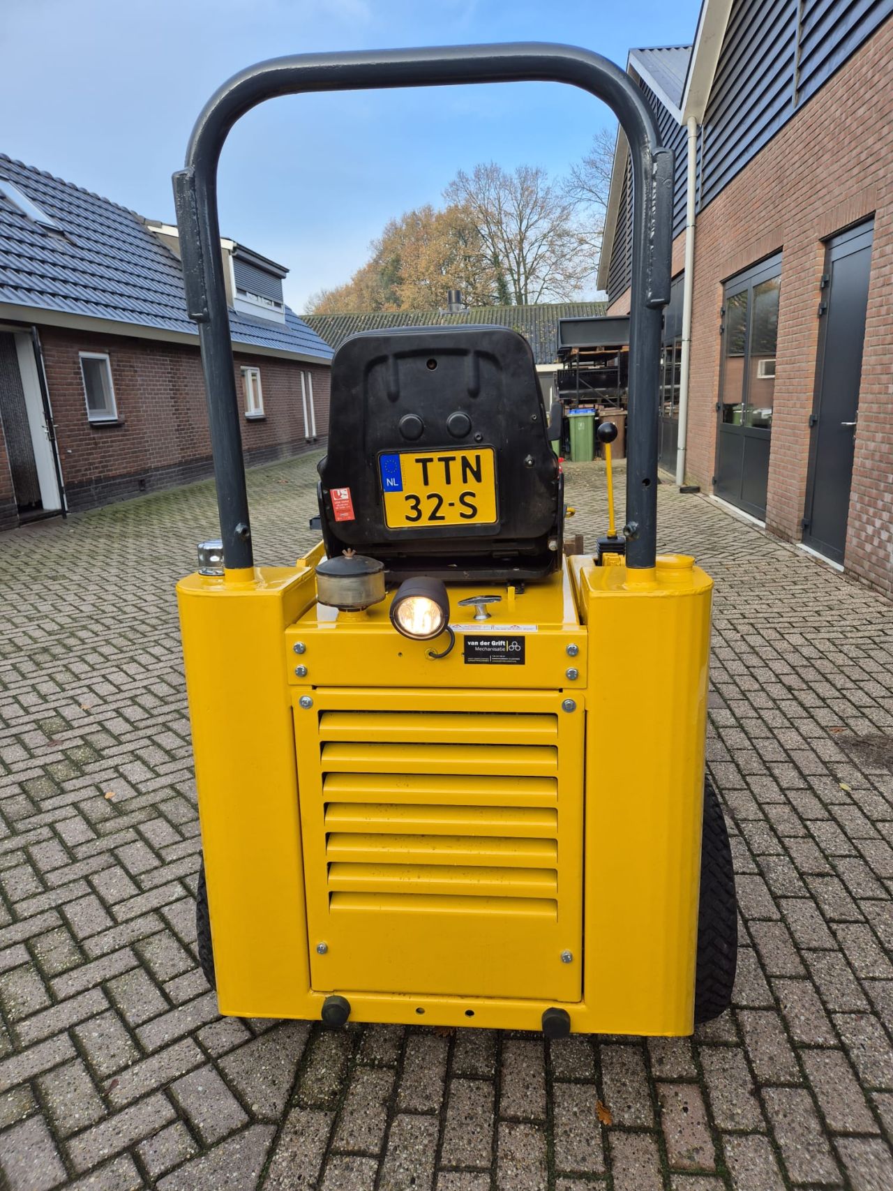 Knikmops 90 shovel 2011