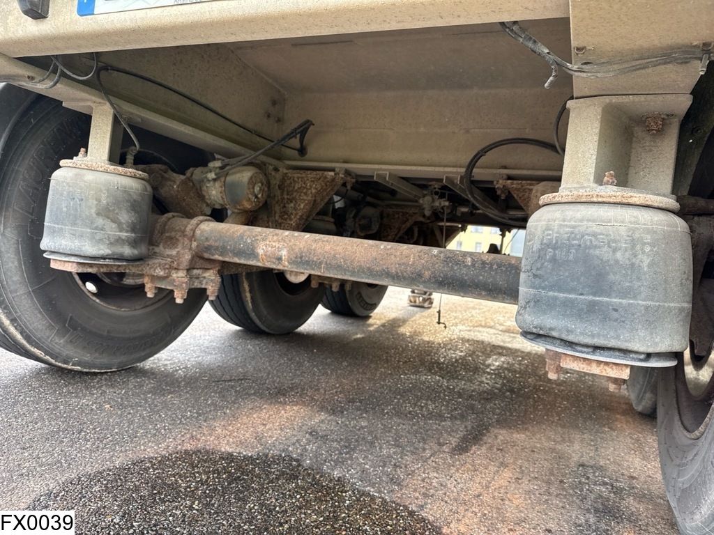 General Trailers kipper 29,6 m3, lift axle