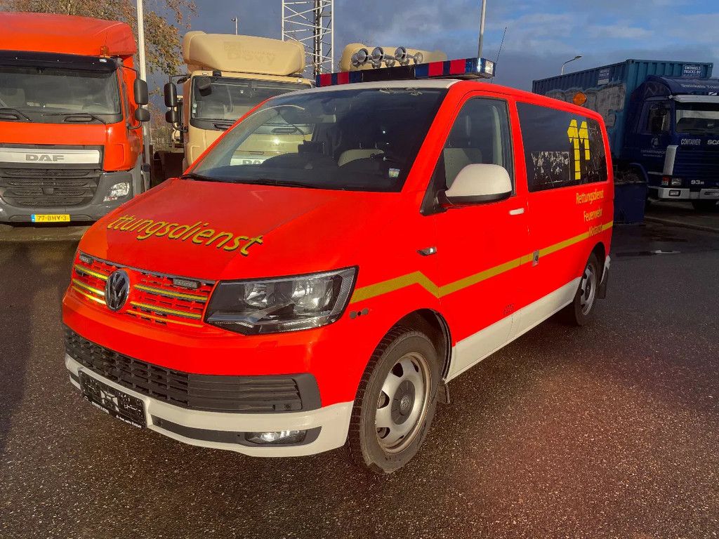 Volkswagen Transporter T6 Caravelle 4Motion 204.000 km 4x4 Euro 6 ! top Staat !