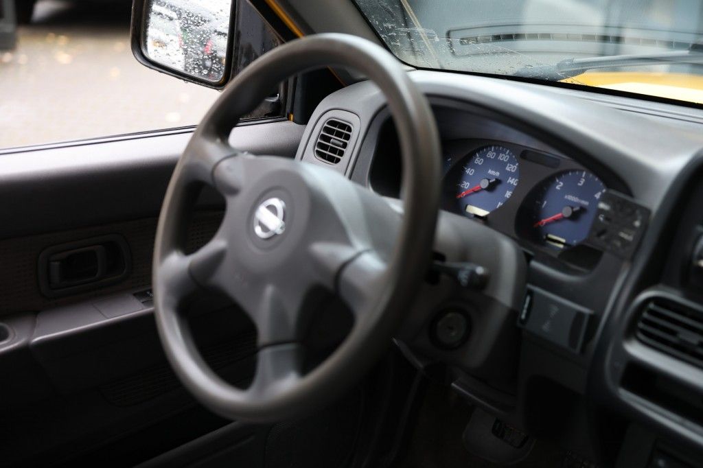 Nissan Navara 2.5 DTI KING-CAB 4WD VAN MARGE