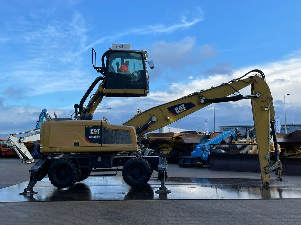Caterpillar MH3024