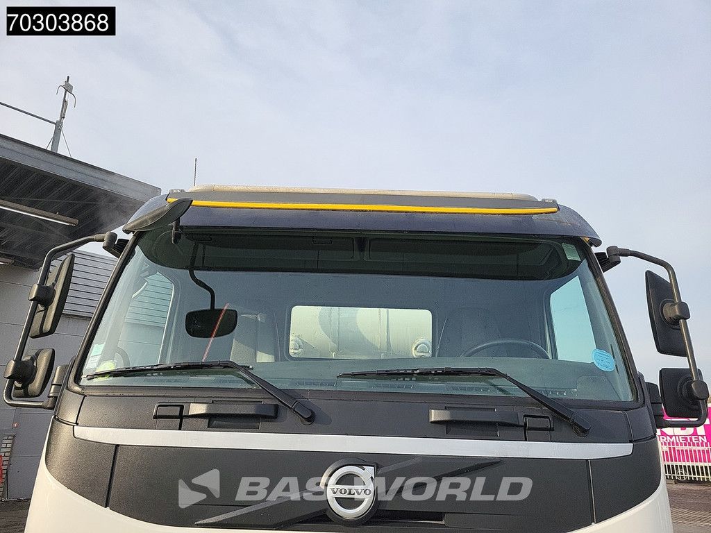 Volvo FMX 410 8X4 9m3 Liebherr mixer Steelsuspension Automatic Euro 6