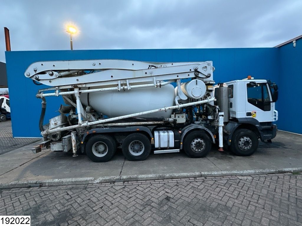 Iveco Trakker 410 EURO 4, Cifa MK24, 9m3