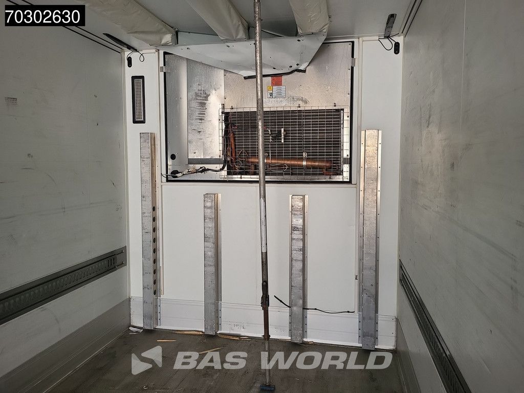 Schmidt SCB*S3B 3 axles TUV 03/26 Blumenbreit Palettenkasten