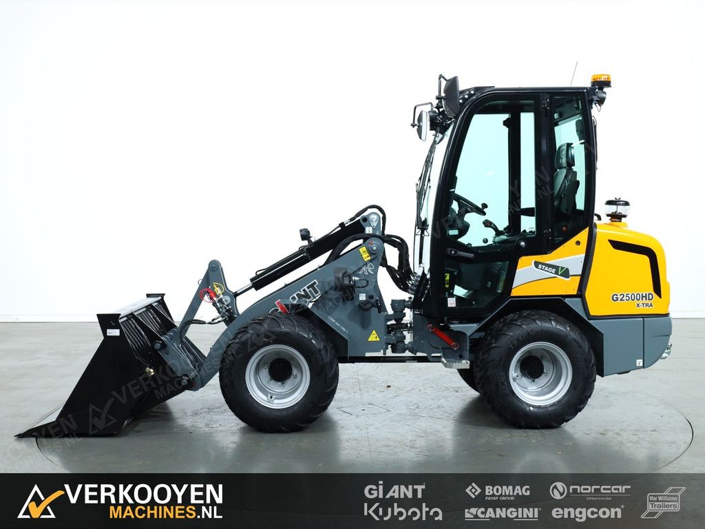 2025 Giant G2500 X-tra HD (Cabine) VK10416