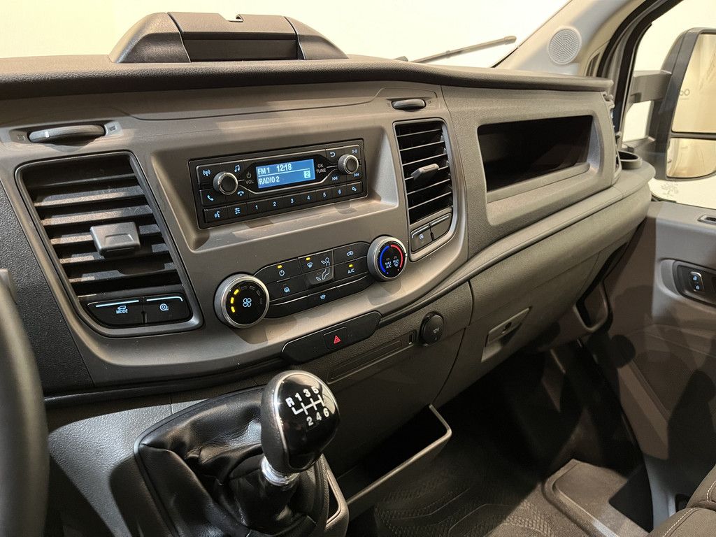 Ford Transit 2.0 TDCI L4 Trend RWD 130 PK Bakwagen / Laadklep / Meubelbak / Euro 6 / Airco / Cruise Control / 3-Zits / 41.500 KM !!