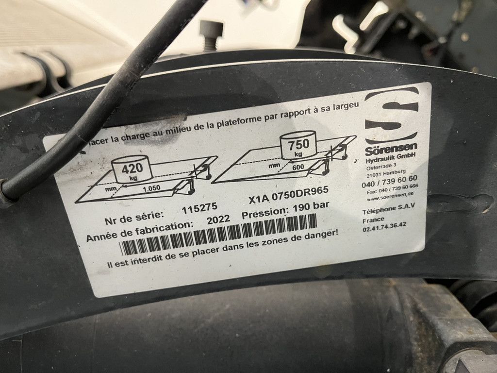 Ford Transit 2.0 TDCI L4 Trend RWD 130 PK Bakwagen / Laadklep / Meubelbak / Euro 6 / Airco / Cruise Control / 3-Zits / 41.500 KM !!