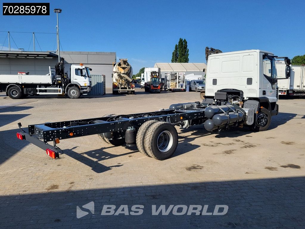 Iveco 120-210L 4X2 NEW 12tons chassis! CNG Engine TELMA Retarder Manual Euro 6