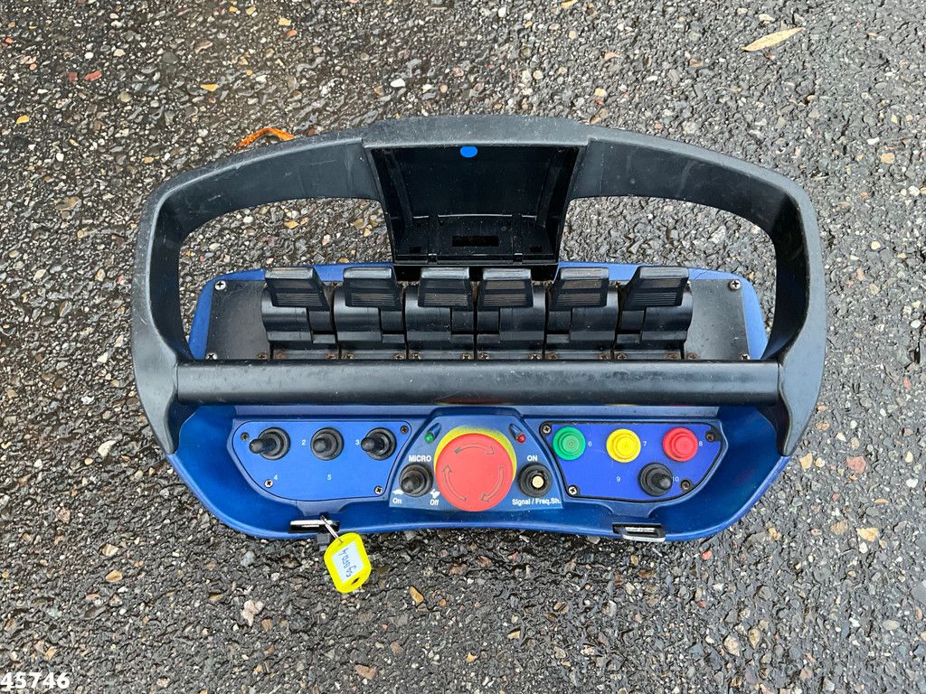 DAF FAN CF 370 Euro 6 HMF 22 Tonmeter laadkraan Just 149.152 km!