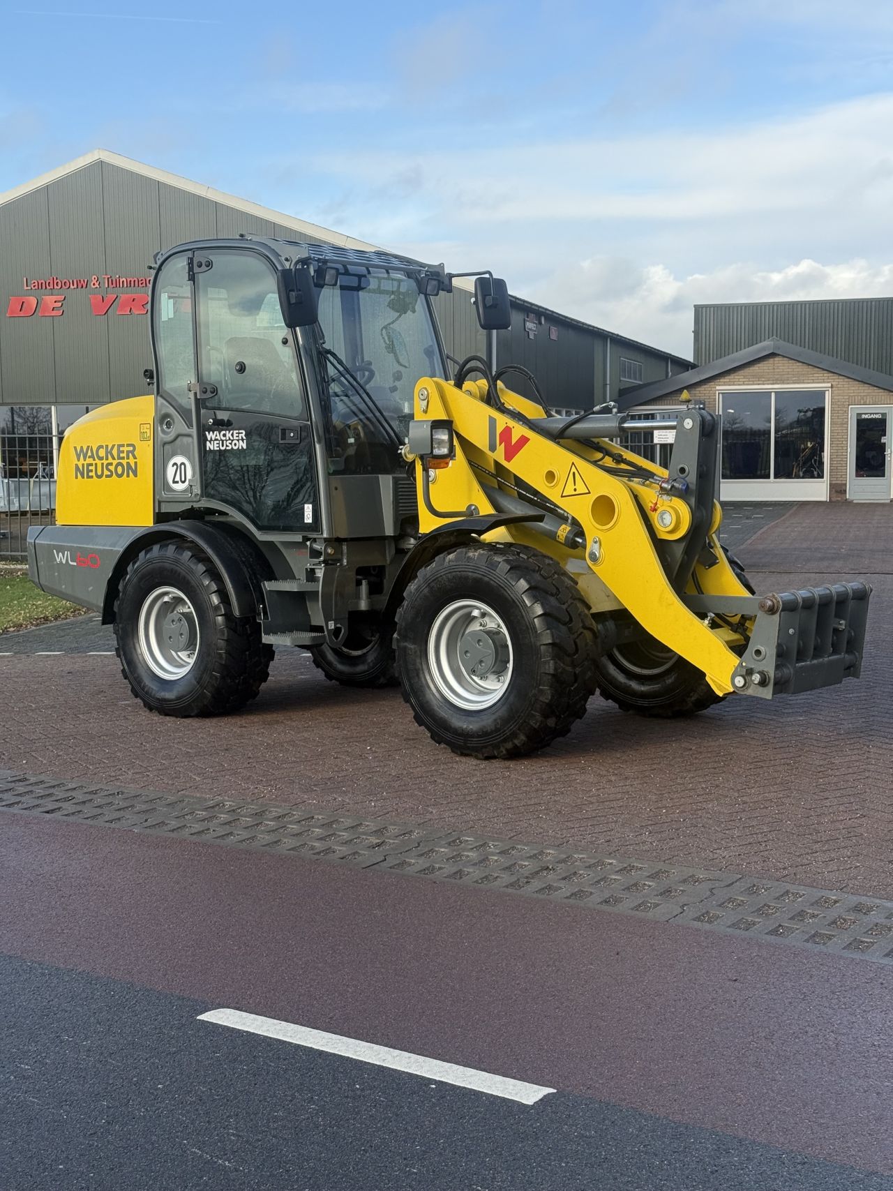Wacker Neuson wl60 ( 330 uur )