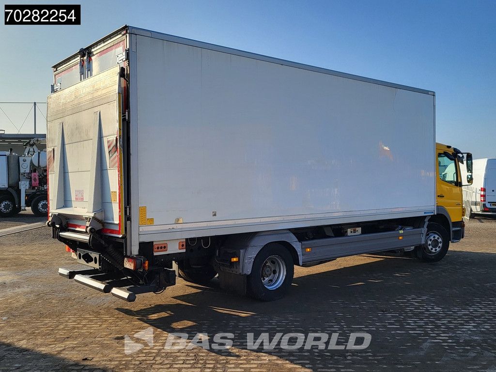 Mercedes Atego 1324 4X2 13tonner Thermo King T-1200R Manual 1500kg Ladebordwand Euro 5