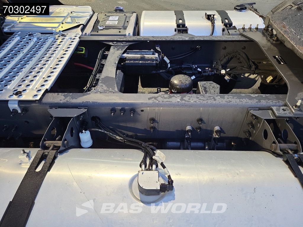 Renault T T 440 4X2 HIGH 2x Tanks