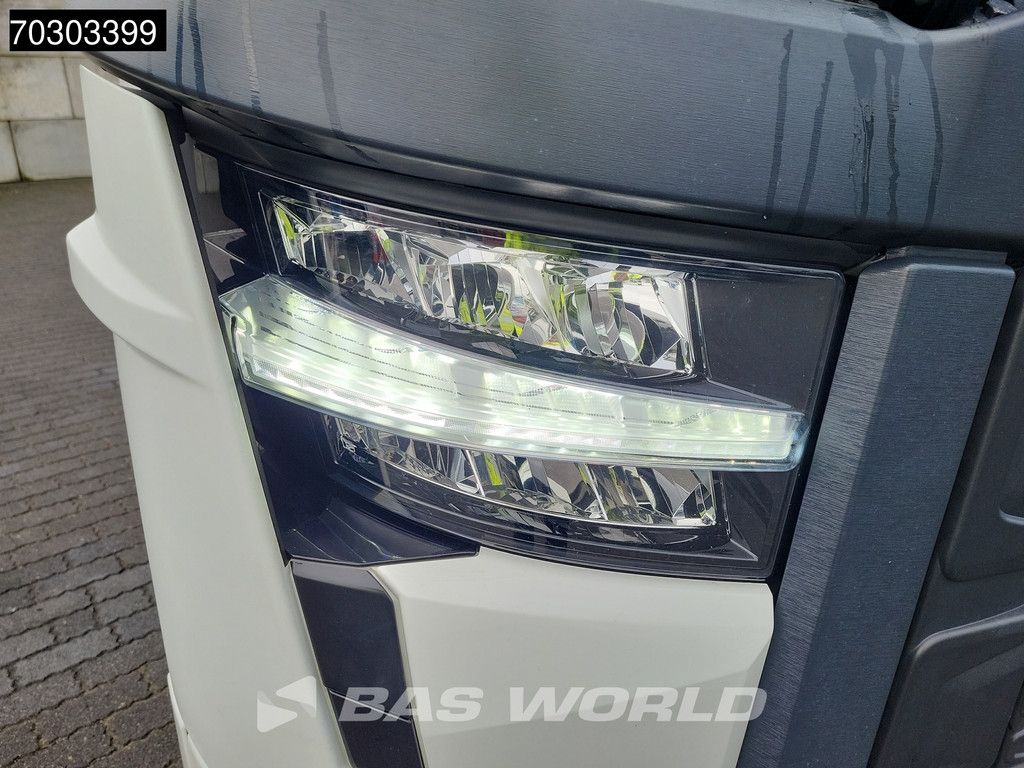 Renault T 440 4X2 HIGH 2x Tanks