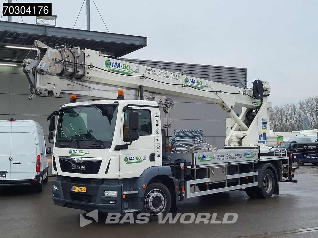 MAN TGM 18.250 44mtrs Böcker AK44/4000 Telescopic crane Manual Euro 6